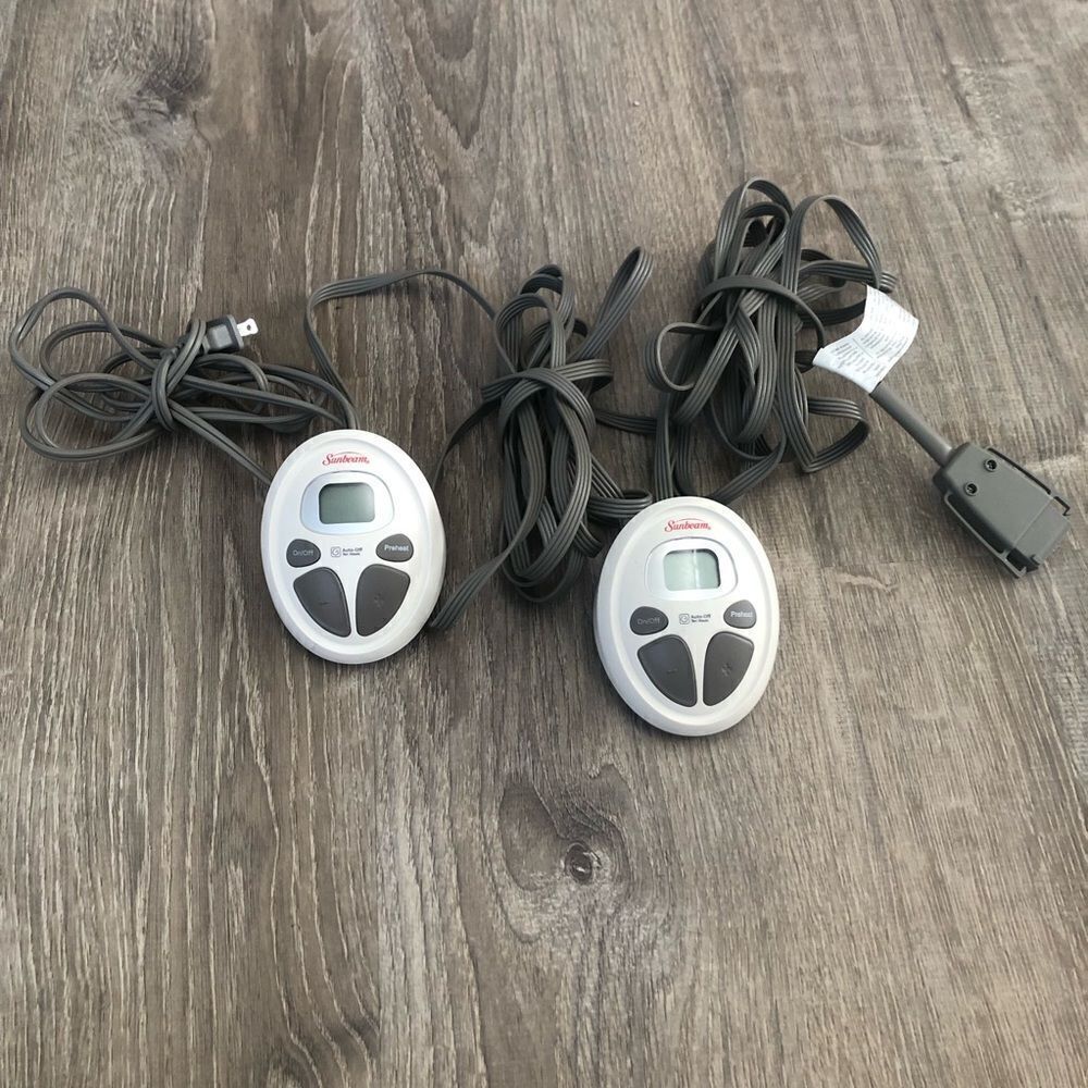 Sunbeam A02-TC-02U2 Model O85KQ Dual Heating Electric Blanket 4-Prong Controller